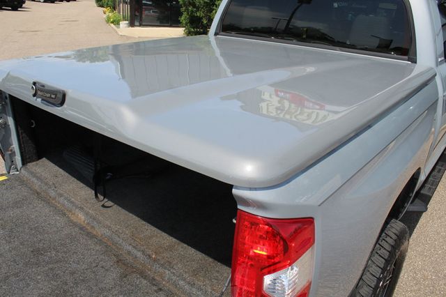 2018 Toyota Tundra LIMITED PREMIUM NAVIGATION, LEATHER, MOONROOF,NEW TIRES  - 22875912 - 31