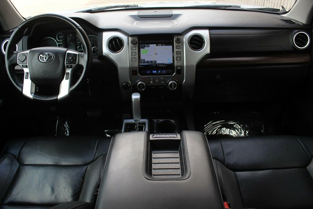 2018 Toyota Tundra Limited CrewMax photo 11