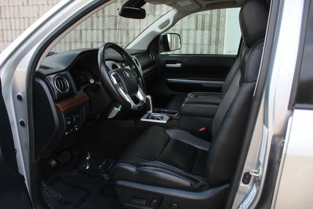 2018 Toyota Tundra Limited CrewMax photo 22