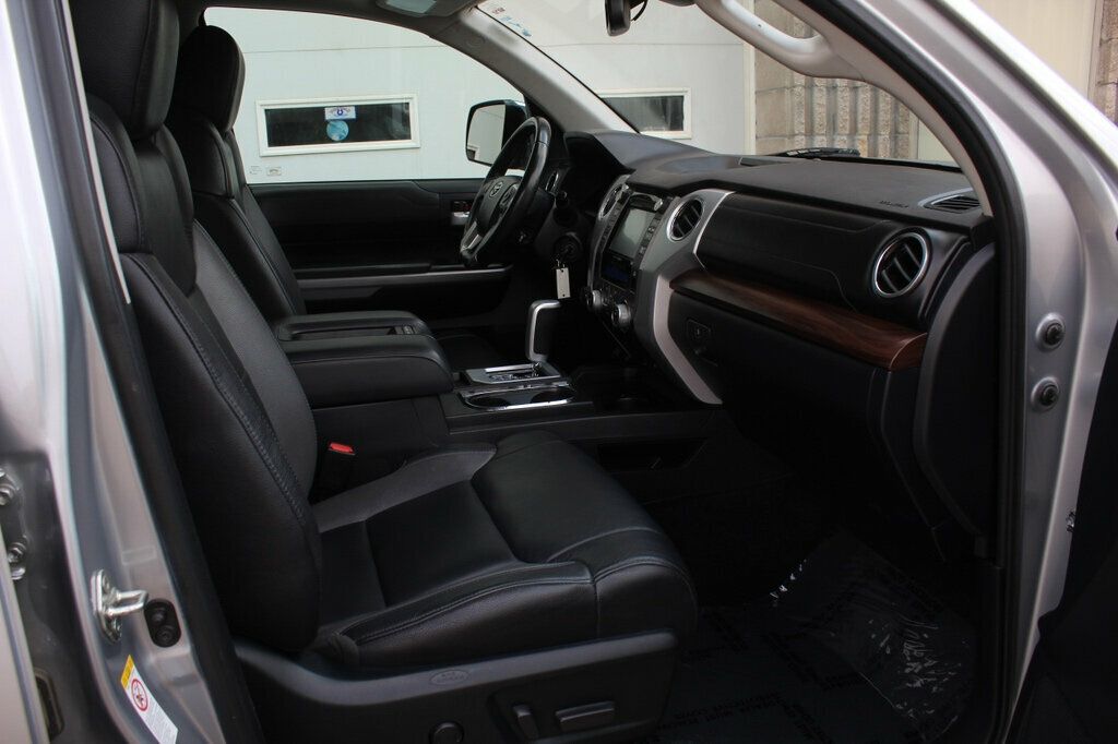2018 Toyota Tundra Limited CrewMax photo 7