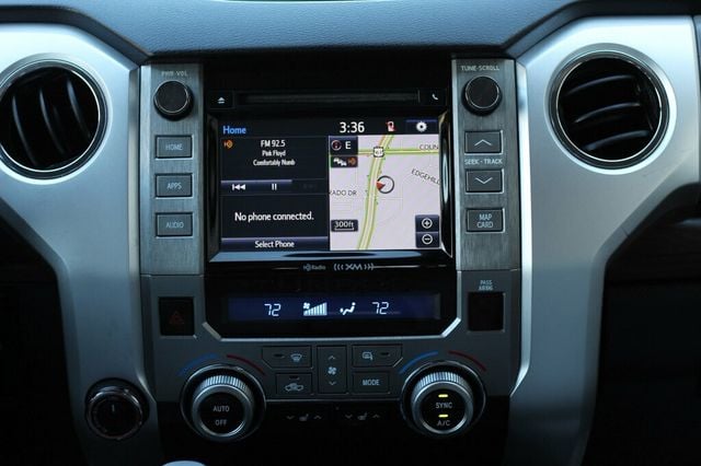 2018 Toyota Tundra ONE OWNER LIMITED PREMIUM W/ TRD OFF ROAD,  - 22940502 - 12