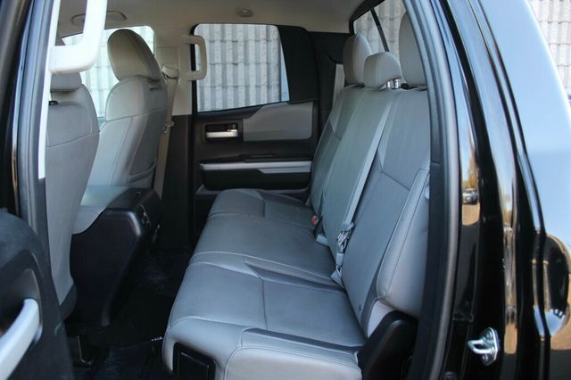 2018 Toyota Tundra ONE OWNER LIMITED PREMIUM W/ TRD OFF ROAD,  - 22940502 - 25