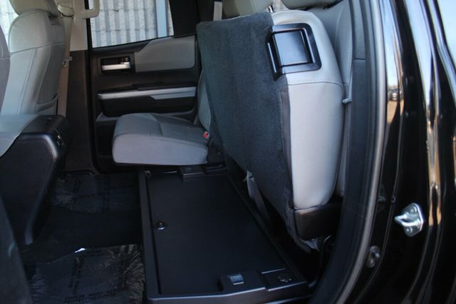 2018 Toyota Tundra ONE OWNER LIMITED PREMIUM W/ TRD OFF ROAD,  - 22940502 - 26