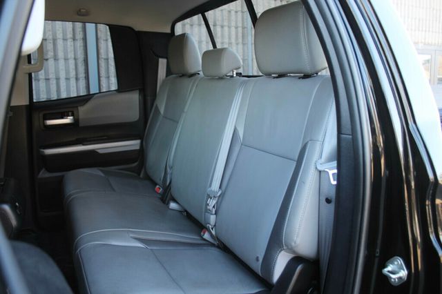 2018 Toyota Tundra ONE OWNER LIMITED PREMIUM W/ TRD OFF ROAD,  - 22940502 - 27