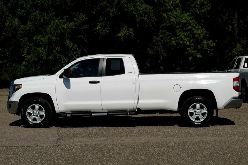 2018 Toyota Tundra SR5 photo 17