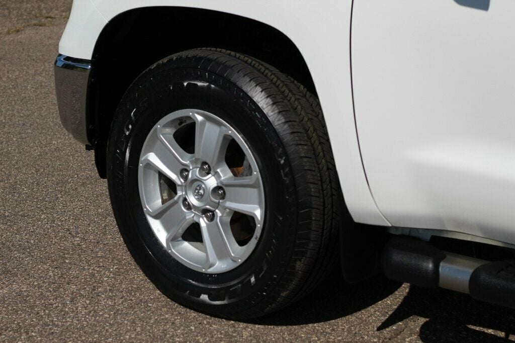 2018 Toyota Tundra SR5 photo 30