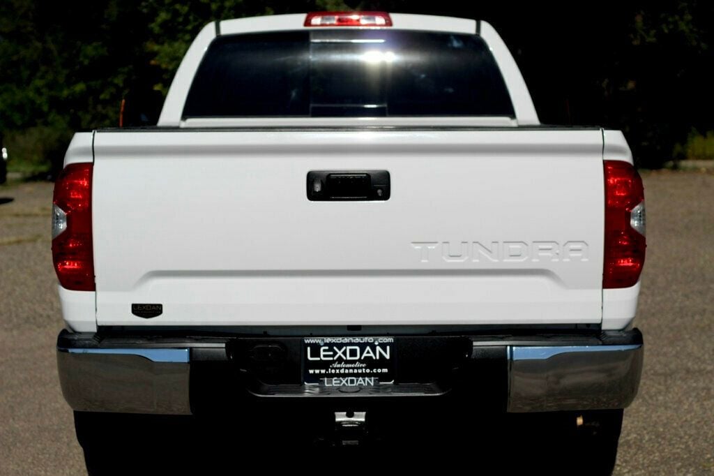 2018 Toyota Tundra SR5 photo 5
