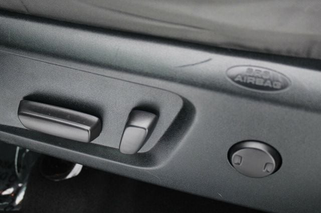 2018 Toyota Tundra ONE OWNER TSS TRIM SR5 CREWMAX W/ PREMIUM AUDIO/ NAVIGATION - 22952691 - 24