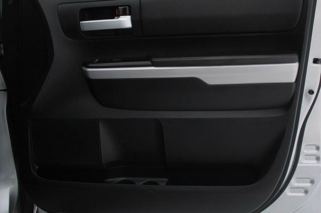 2018 Toyota Tundra ONE OWNER TSS TRIM SR5 CREWMAX W/ PREMIUM AUDIO/ NAVIGATION - 22952691 - 5