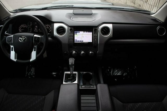 2018 Toyota Tundra ONE OWNER W/ TRD SPORT NAVIGATION NEW TIRES, 20" XD WHEELS - 22947062 - 12