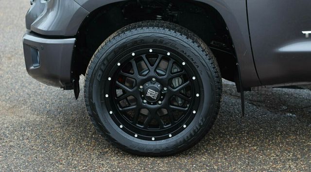 2018 Toyota Tundra ONE OWNER W/ TRD SPORT NAVIGATION NEW TIRES, 20" XD WHEELS - 22947062 - 32