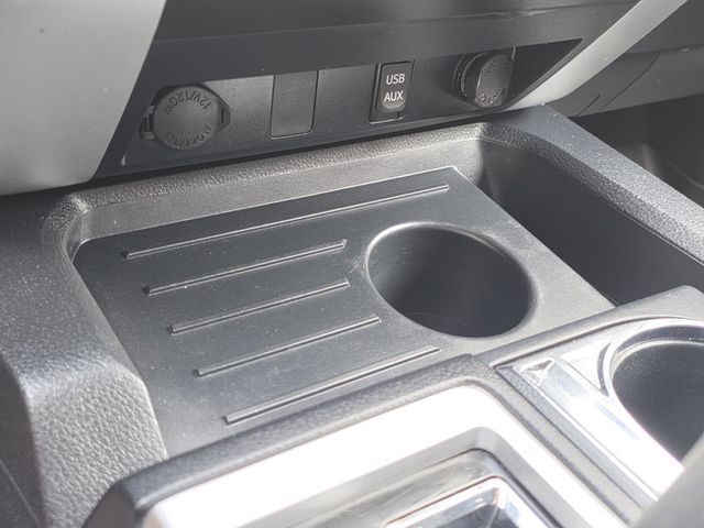 2018 Toyota Tundra SR5 - 22993317 - 16