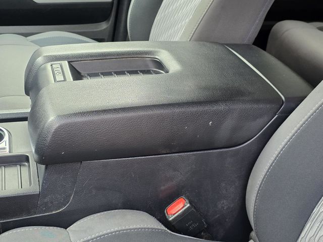 2018 Toyota Tundra SR5 - 22993317 - 6