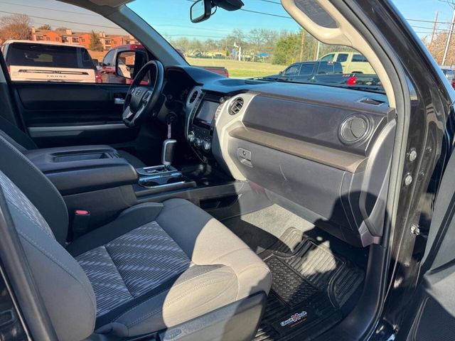 2018 Toyota Tundra SR5 4x2 4dr CrewMax Cab Pickup SB (4.6L V8) - 22986264 - 12