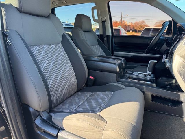2018 Toyota Tundra SR5 4x2 4dr CrewMax Cab Pickup SB (4.6L V8) - 22986264 - 13