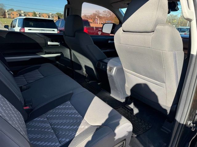 2018 Toyota Tundra SR5 4x2 4dr CrewMax Cab Pickup SB (4.6L V8) - 22986264 - 14