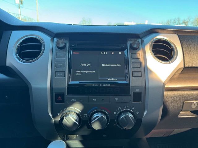 2018 Toyota Tundra SR5 4x2 4dr CrewMax Cab Pickup SB (4.6L V8) - 22986264 - 17