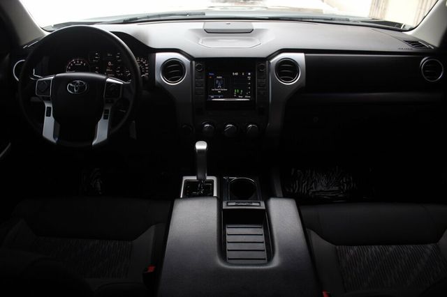 2018 Toyota Tundra SR5 CREWMAX TRD OFF ROAD PKG, PREMIUM AUDIO W/ NAVI - 22952698 - 10