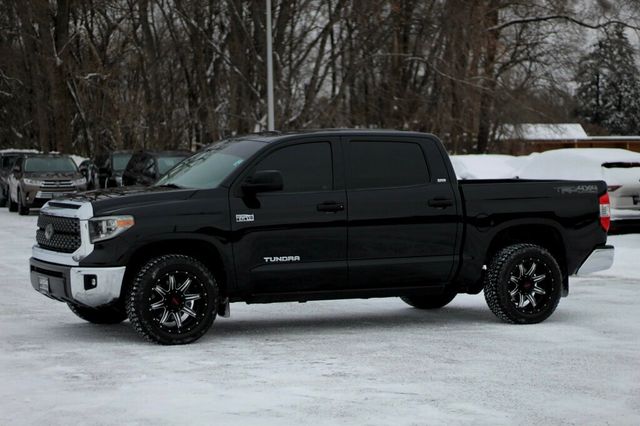 2018 Toyota Tundra SR5 CREWMAX TRD OFF ROAD PKG, PREMIUM AUDIO W/ NAVI - 22952698 - 14