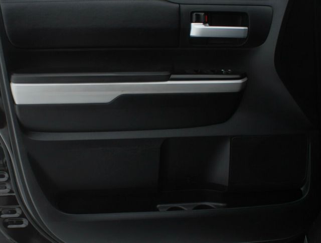 2018 Toyota Tundra SR5 CREWMAX TRD OFF ROAD PKG, PREMIUM AUDIO W/ NAVI - 22952698 - 17