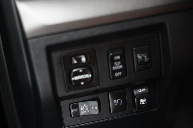 2018 Toyota Tundra SR5 CREWMAX TRD OFF ROAD PKG, PREMIUM AUDIO W/ NAVI - 22952698 - 20