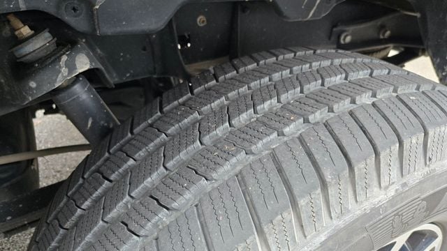 2018 Toyota Tundra SR5 Upgrade Package - 22937385 - 13