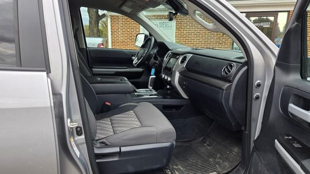 2018 Toyota Tundra SR5 Upgrade Package - 22937385 - 26