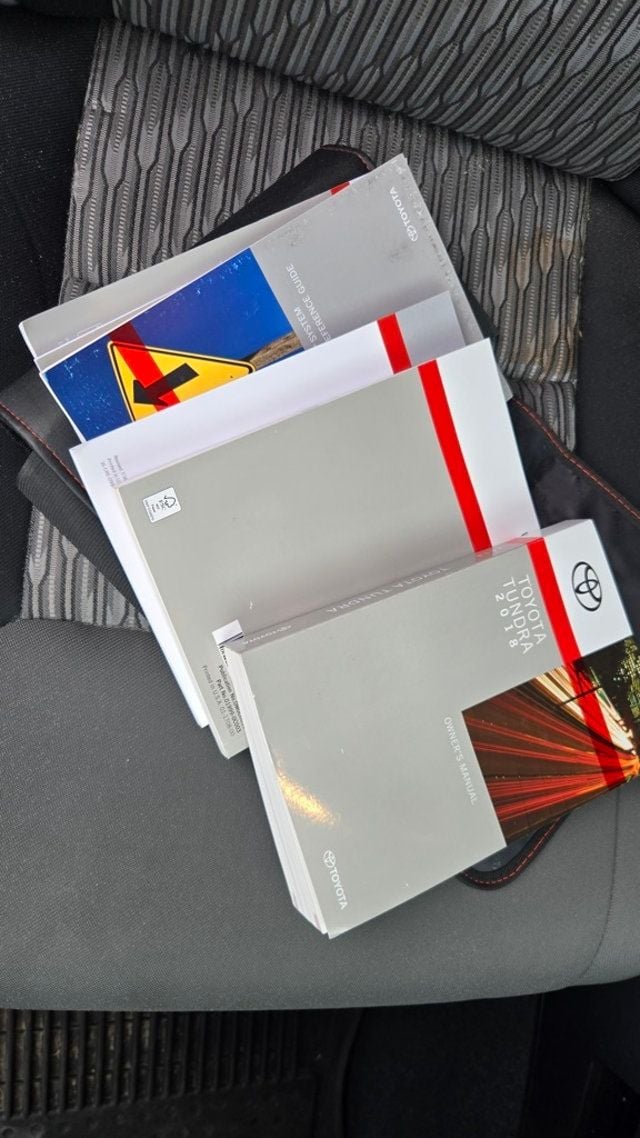 2018 Toyota Tundra SR5 Upgrade Package - 22937385 - 31