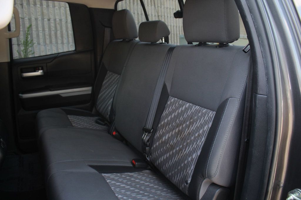 2018 Toyota Tundra TRD SR5 photo 25