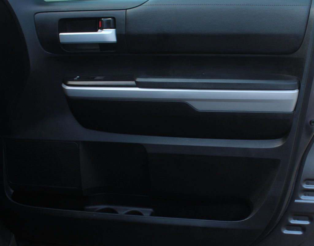 2018 Toyota Tundra TRD SR5 photo 6