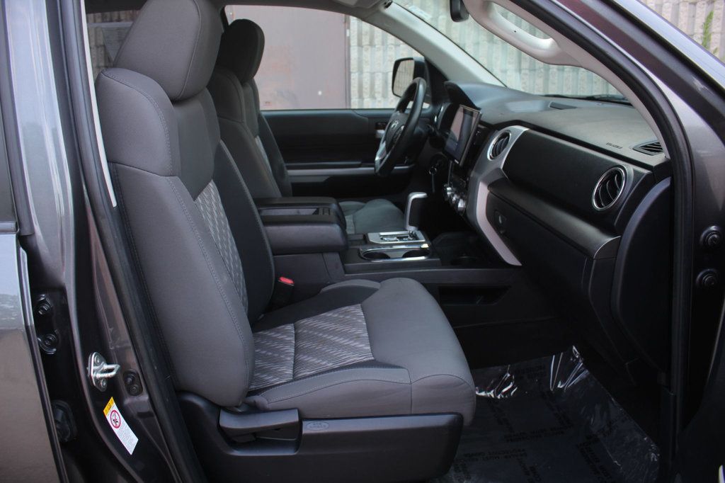 2018 Toyota Tundra TRD SR5 photo 7