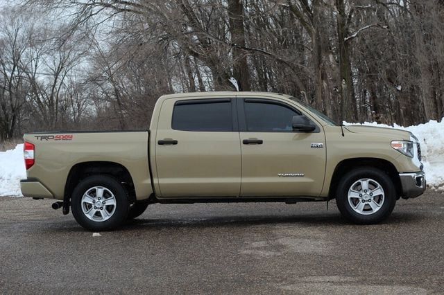 2018 Toyota Tundra TRD OFF ROAD PREMIUM AUDIO/NAVIGATION WITH NEW DUELER TIRES - 22979014 - 1