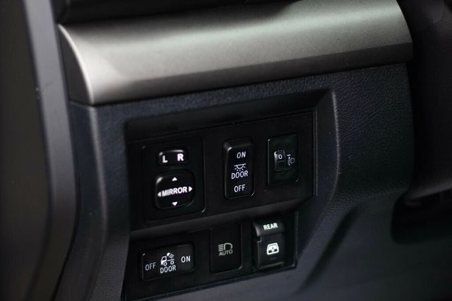 2018 Toyota Tundra TRD OFF ROAD PREMIUM AUDIO/NAVIGATION WITH NEW DUELER TIRES - 22979014 - 20