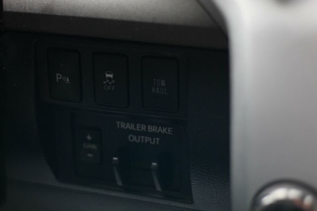 2018 Toyota Tundra TRD OFF ROAD PREMIUM AUDIO/NAVIGATION WITH NEW DUELER TIRES - 22979014 - 29