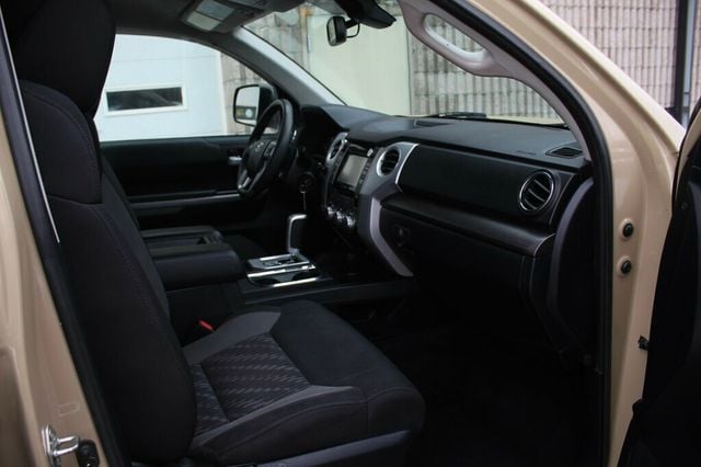 2018 Toyota Tundra TRD OFF ROAD PREMIUM AUDIO/NAVIGATION WITH NEW DUELER TIRES - 22979014 - 8