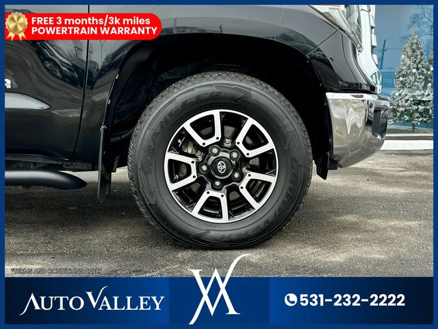 2018 Toyota Tundra CrewMax Limited Pickup 4D 5 1/2 ft - 22960044 - 8