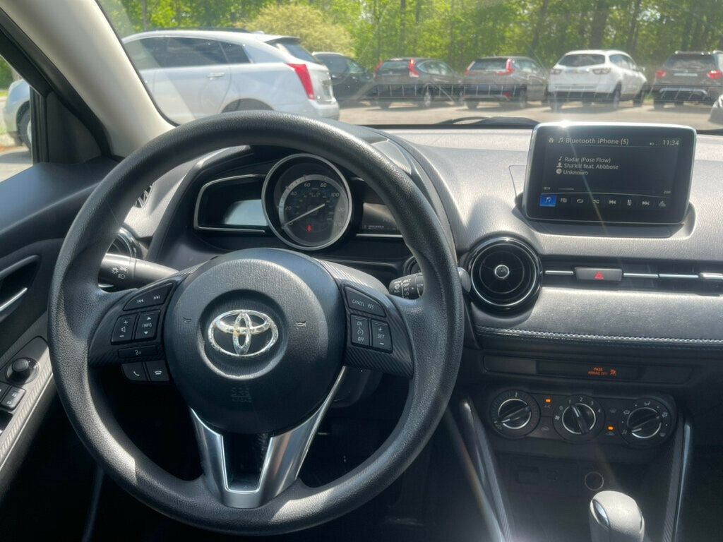 2018 Toyota Yaris iA Automatic - 22407240 - 15