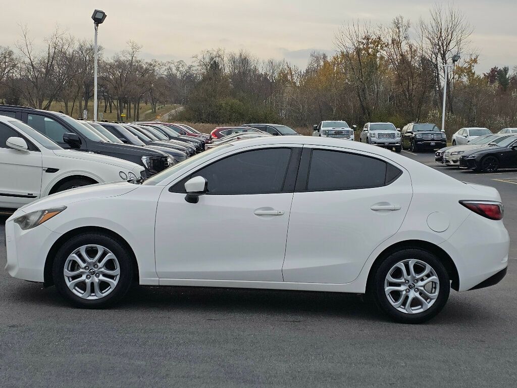 2018 Toyota Yaris iA Automatic - 22949899 - 13