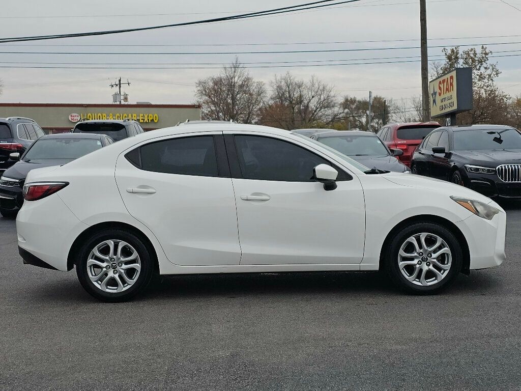 2018 Toyota Yaris iA Automatic - 22949899 - 14