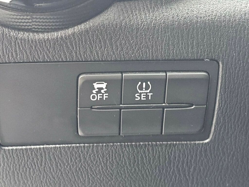 2018 Toyota Yaris iA Automatic - 22949899 - 29