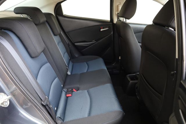 2018 Toyota Yaris iA Ext Cab 161.5" WB SL - 23027867 - 22