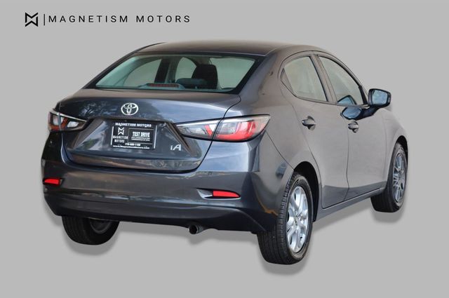 2018 Toyota Yaris iA Ext Cab 161.5" WB SL - 23027867 - 8