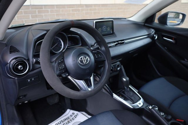 2018 Toyota Yaris iA Ext Cab 161.5" WB SL - 23059518 - 12