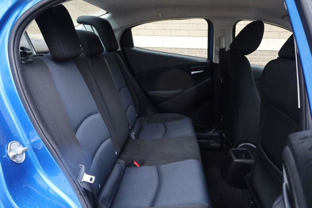 2018 Toyota Yaris iA Ext Cab 161.5" WB SL - 23059518 - 20