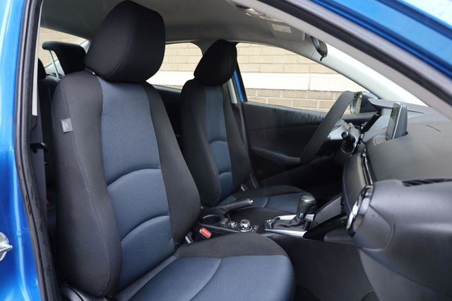 2018 Toyota Yaris iA Ext Cab 161.5" WB SL - 23059518 - 23