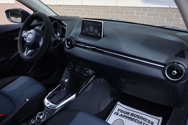 2018 Toyota Yaris iA Ext Cab 161.5" WB SL - 23059518 - 25