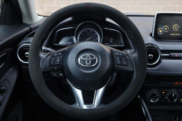2018 Toyota Yaris iA Ext Cab 161.5" WB SL - 23059518 - 26