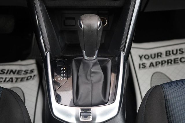 2018 Toyota Yaris iA Ext Cab 161.5" WB SL - 23059518 - 40