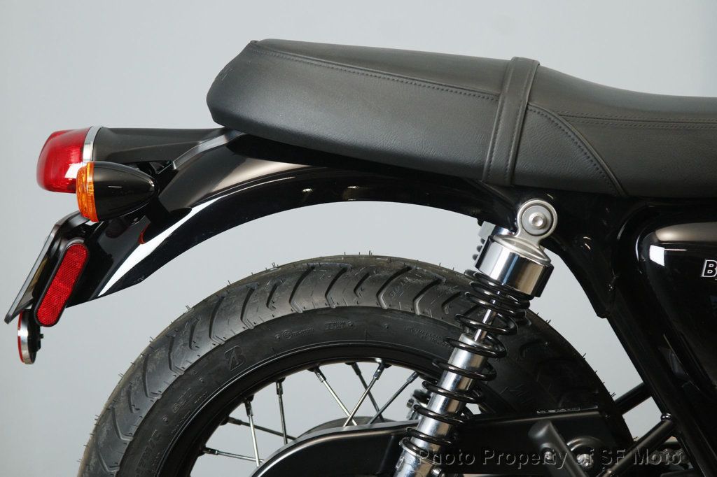 2018 Triumph Bonneville T100 BLACK Only 860 Miles! - 22950799 - 10