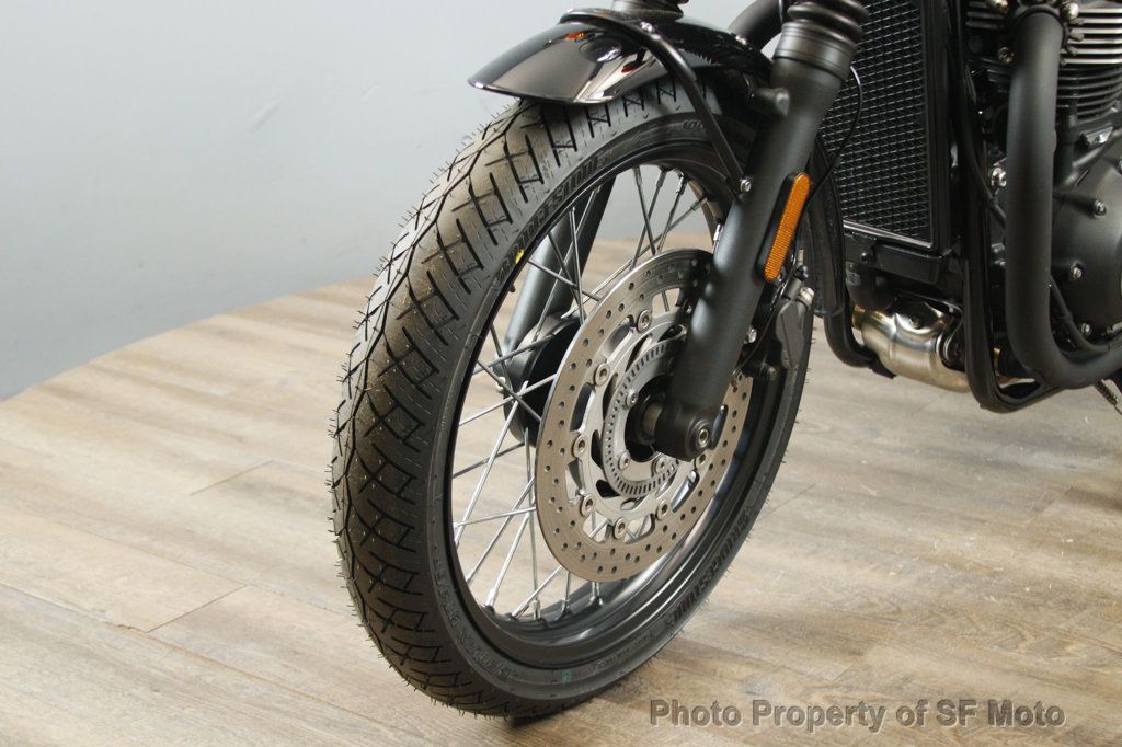2018 Triumph Bonneville T100 BLACK Only 860 Miles! - 22950799 - 20